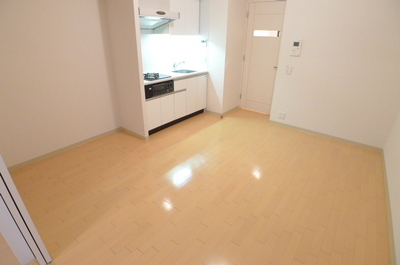 Living and room. DK8.6 Pledge