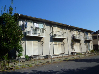 Building appearance. Each line "Nishi-Funabashi Station" and Keisei Main Line "Emperor of the Sea Station" is available.