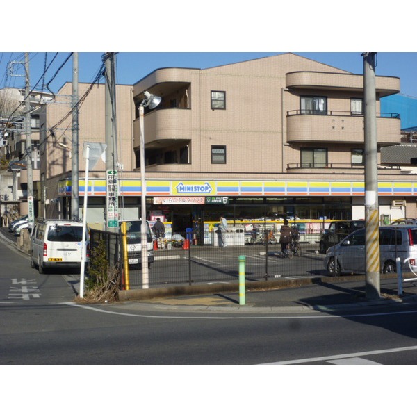 Convenience store. MINISTOP god of the sea 3-chome up (convenience store) 319m