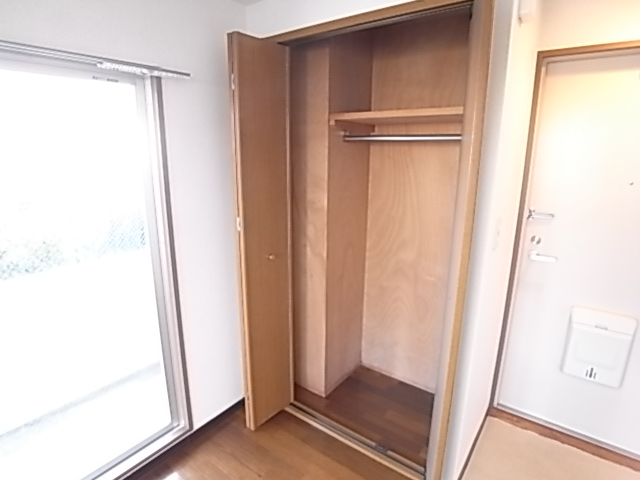 Receipt. Storage is easy-to-use closet type.