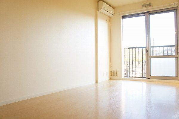 Living and room. Day ◎