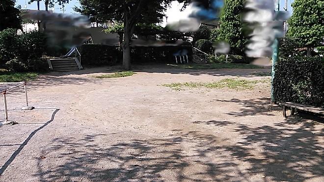 park. Takinoi to East Park 240m