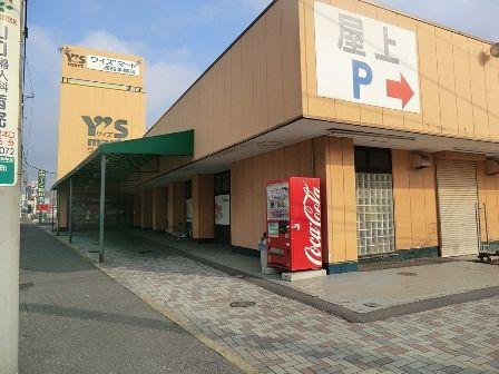 Streets around. Enhancement of the surrounding environment