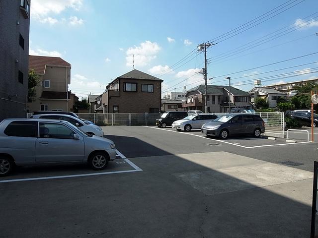 Parking lot