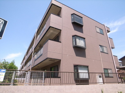 Building appearance. I yo of and from the appearance is handed down