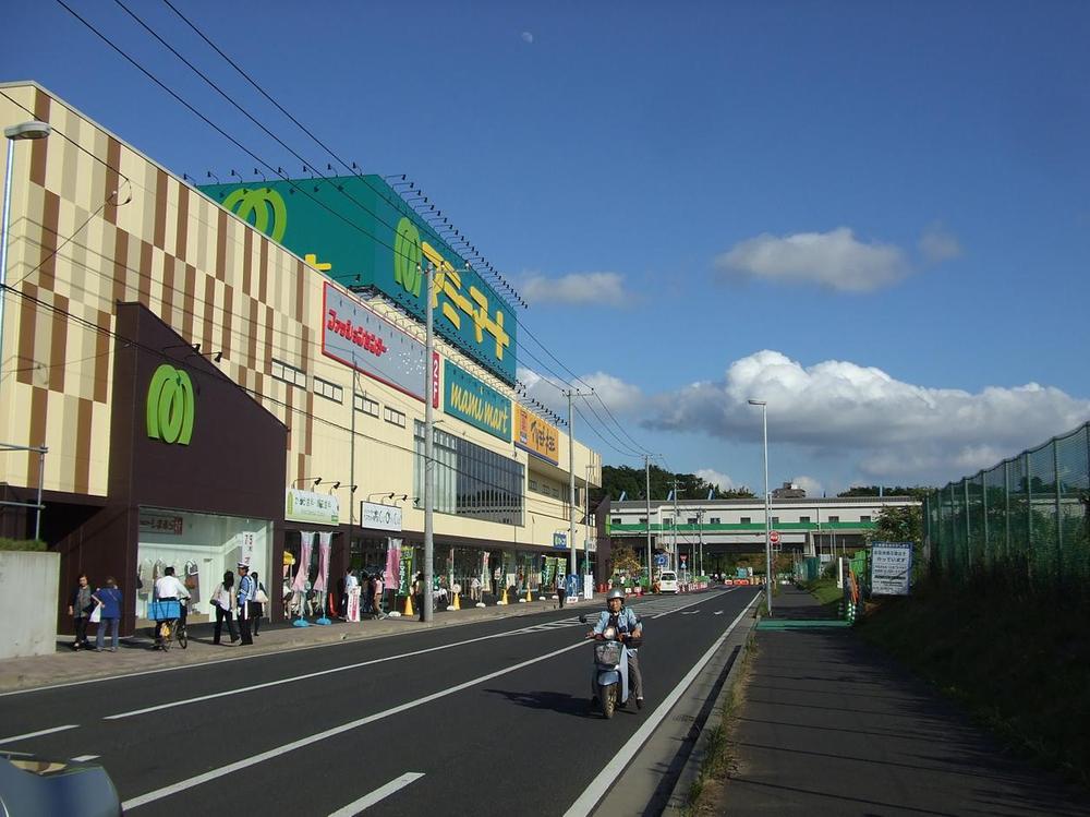 Other. Sandwiched Station