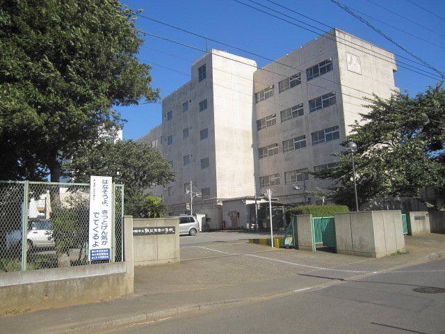 Other. Sandwiched Minami Elementary School