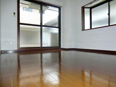 Living and room. Very bright because it is a corner room