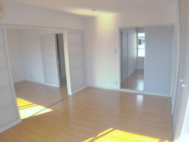 Living and room. It's spacious as much a surprise to release.