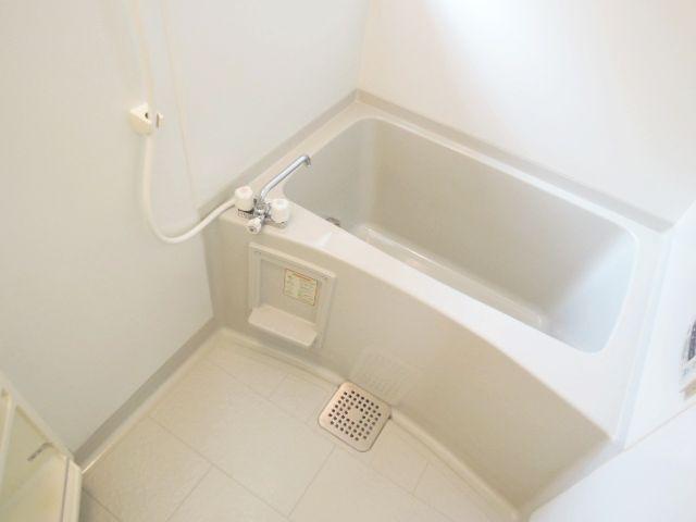 Bath. It is a good alternative after all the bath and toilet, In a relaxed manner