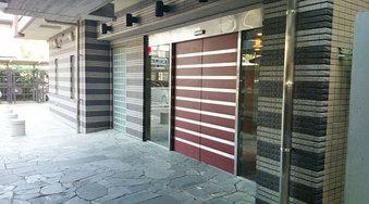 Entrance. Common areas