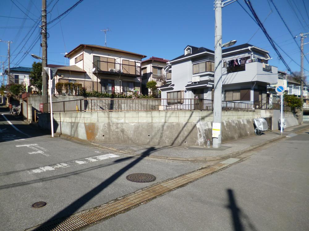 Local land photo. Local (12 May 2013) Shooting