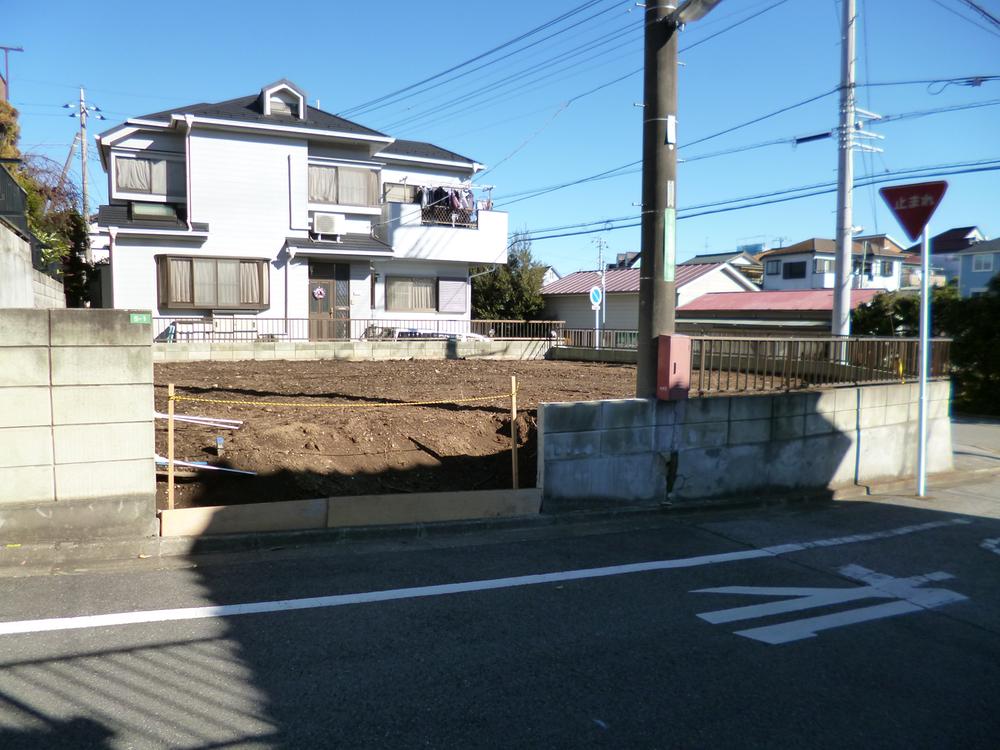 Local land photo. Local (12 May 2013) Shooting