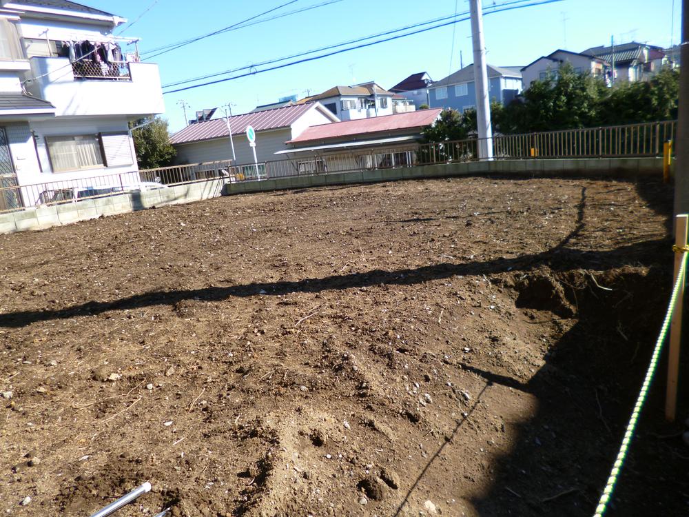 Local land photo. Local (12 May 2013) Shooting