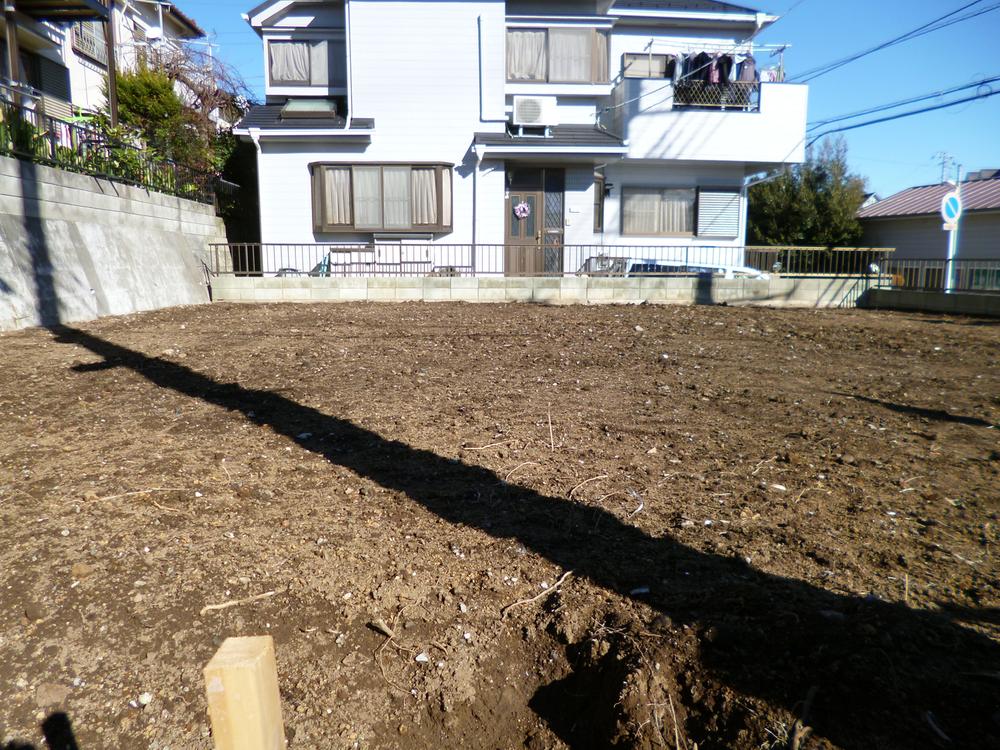 Local land photo. Local (12 May 2013) Shooting