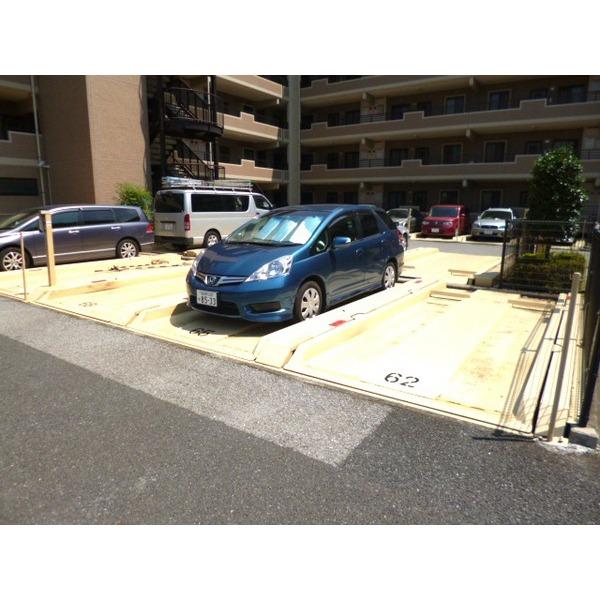Parking lot