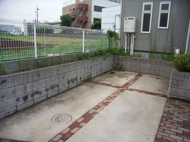 Other Equipment. Parking is with one