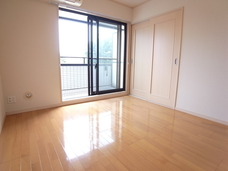 Living and room. Recommended for the first time of living alone! !