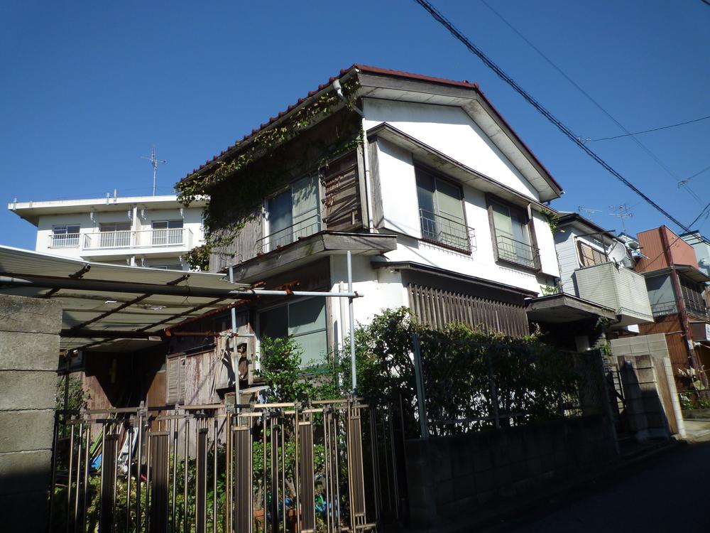 Local land photo. Local (10 May 2013) Shooting