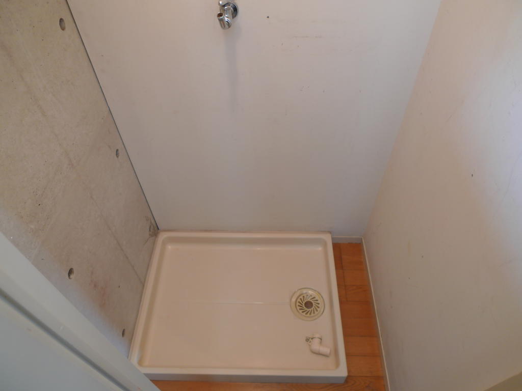 Other Equipment. Indoor Laundry Storage