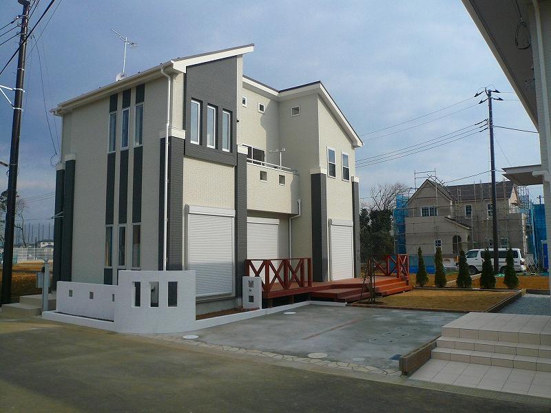 Building plan example (exterior photos). Building plan example