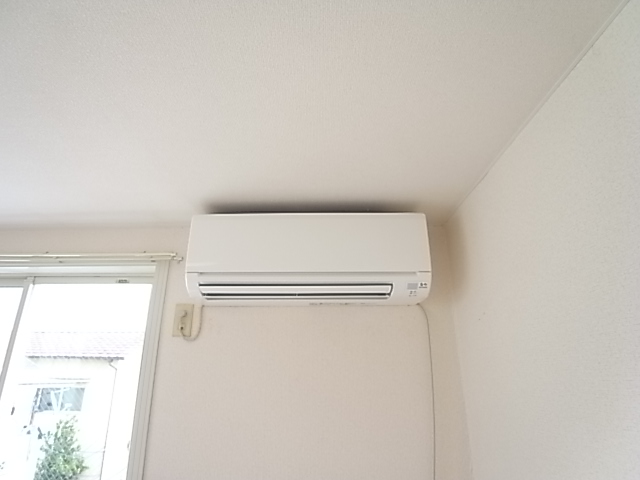 Balcony. Air conditioning is still beautiful.