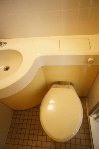 Other. Unit is a bus of toilet.