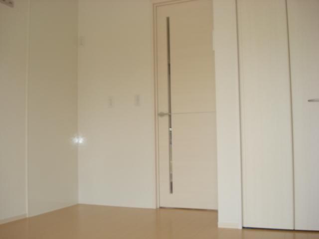 Other room space. Beautiful room