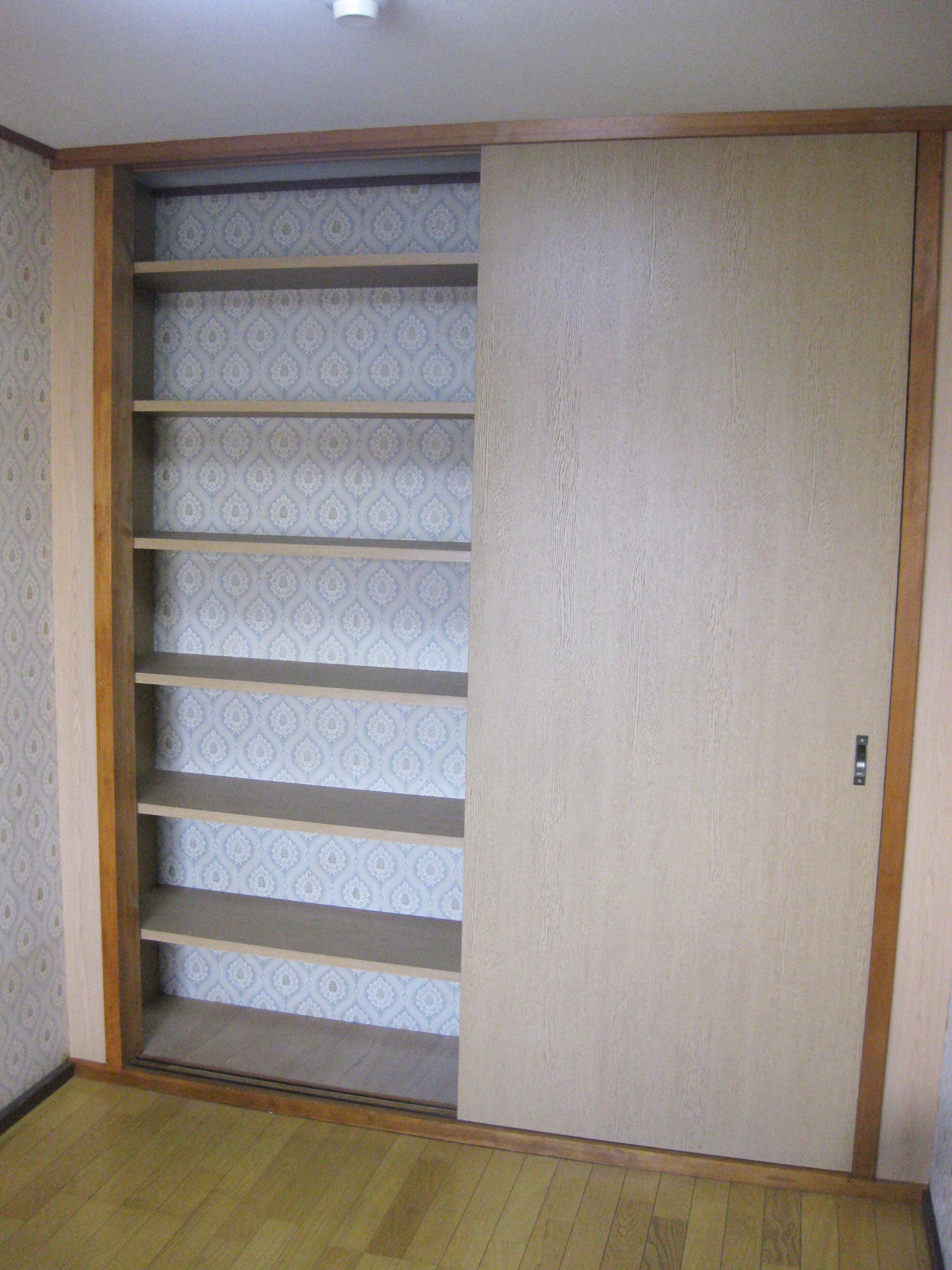 Other room space. Receipt