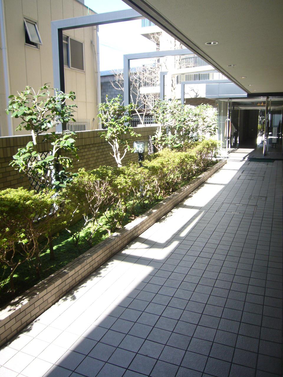 Local appearance photo.  ◆ Exterior photos (11 May 2013) Shooting