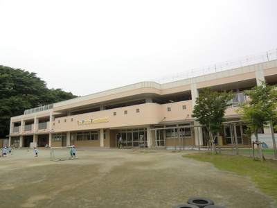 kindergarten ・ Nursery. Natsumi first nursery school (kindergarten ・ 300m to the nursery)