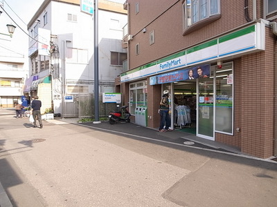 Convenience store. 805m to Family Mart (convenience store)
