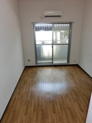 Living and room. Western-style 6 Pledge, Perfect rooms to living alone