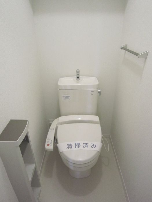 Toilet. ☆ The room looking for Able Shimousa Zhongshan shop ☆ 047-302-8118 ☆
