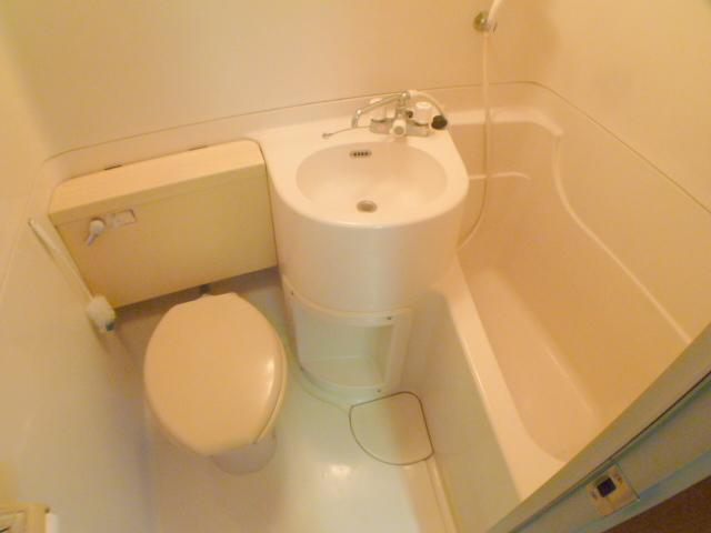 Bath. 3-point unit bus is your easy-to-clean. 