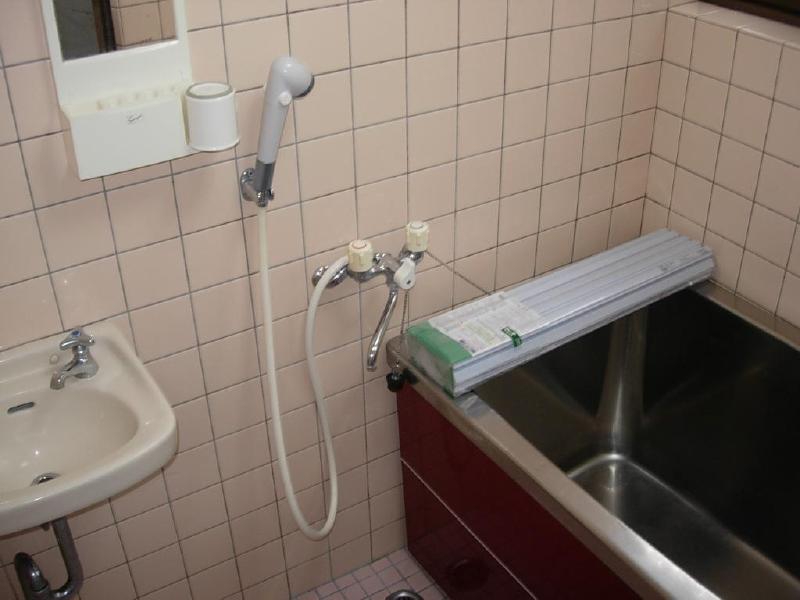 Bath. Beautiful bathroom.