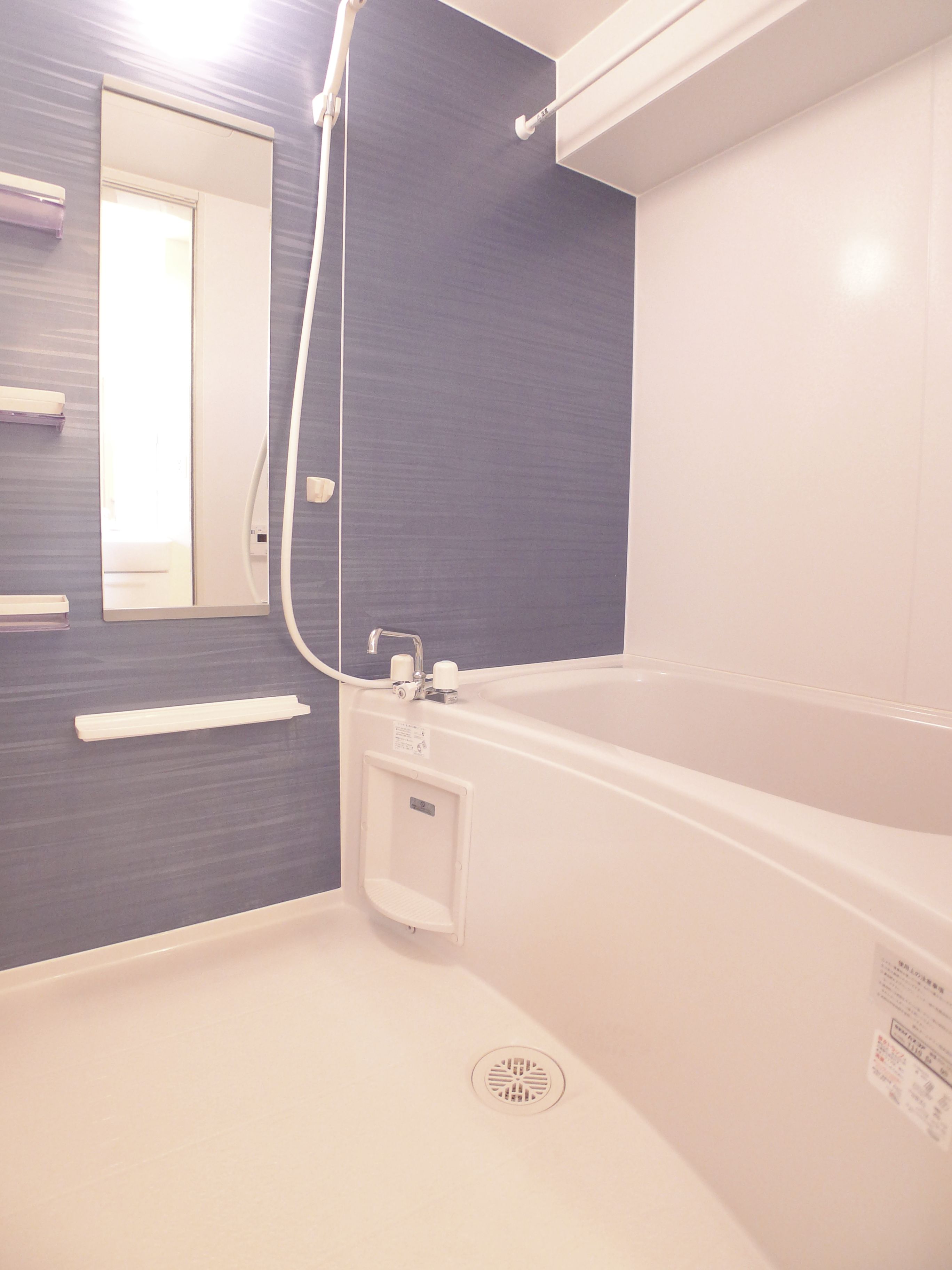 Bath. ☆ Bathtub with cleanliness ☆