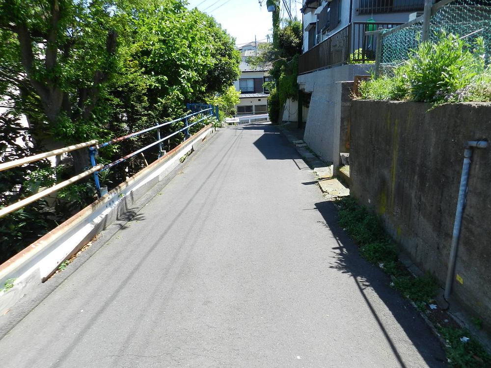 Local photos, including front road. Local (May 2013) Shooting