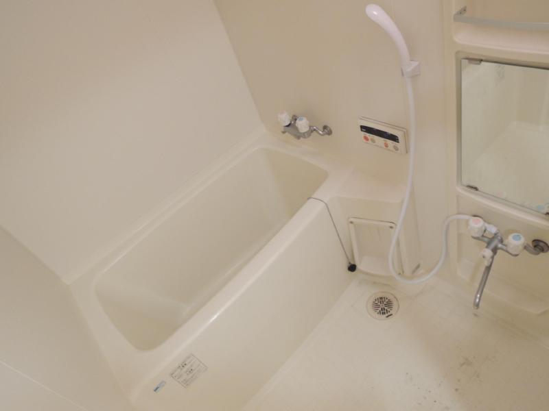 Bath. Bath, Also equipped with additional heating function