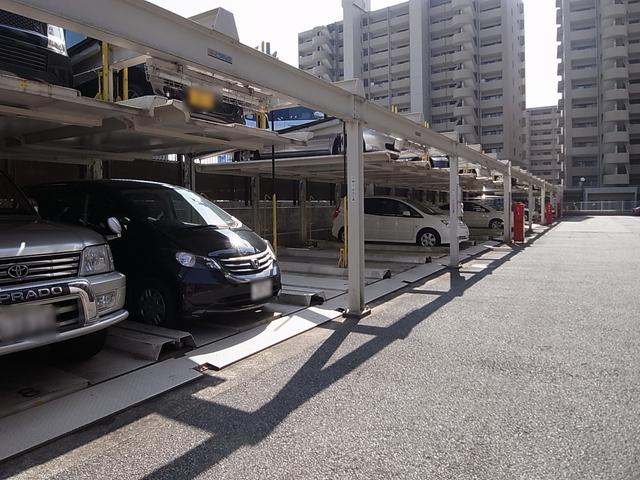 Local appearance photo. Mechanical parking