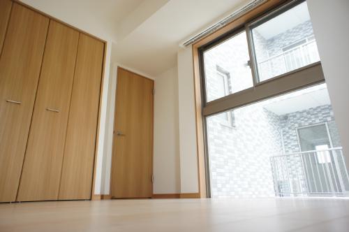 Living and room. South-facing room!