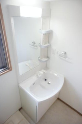 Washroom. I'm happy independence washstand!