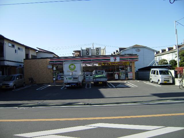 Convenience store. Seven-Eleven Funabashi Futawahigashi 700m up to 6-chome