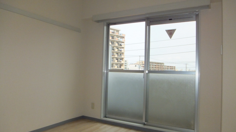 Living and room. It has Internet-enabled