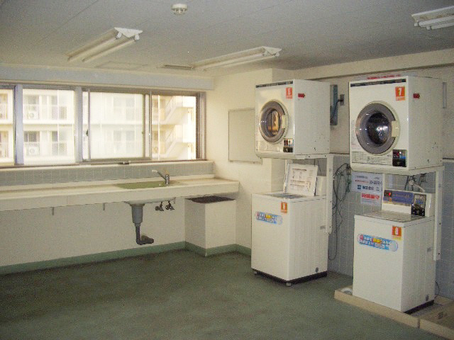 Other common areas. There is coin-operated laundry room