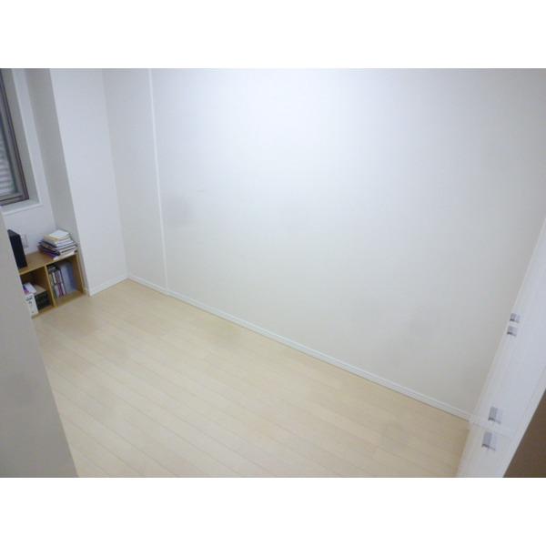 Non-living room