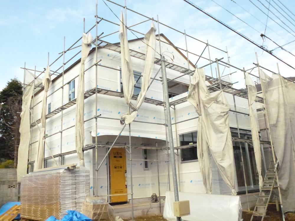Building plan example (exterior photos).  [ ◇ photo under construction ◇ ] There is a building under construction on the site because it is possible to structure tour