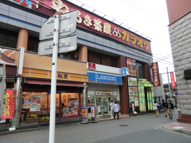 Convenience store. Lawson Tsudanuma Station south exit shop until the (convenience store) 208m