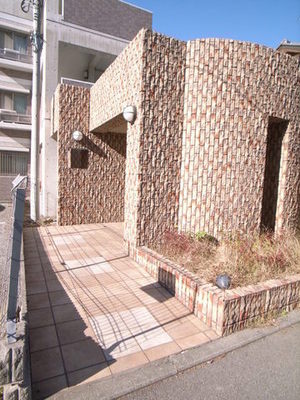 Other common areas. Please come by all means look at once!