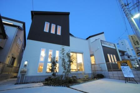 Building plan example (Perth ・ appearance). Building plan example